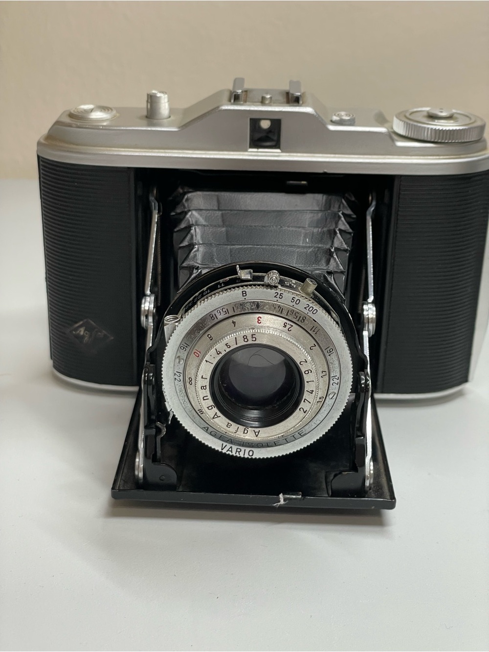 Vintage Agfa Isolette I 120 Camera Master Kit – Flash, Cases, Hood & Filter